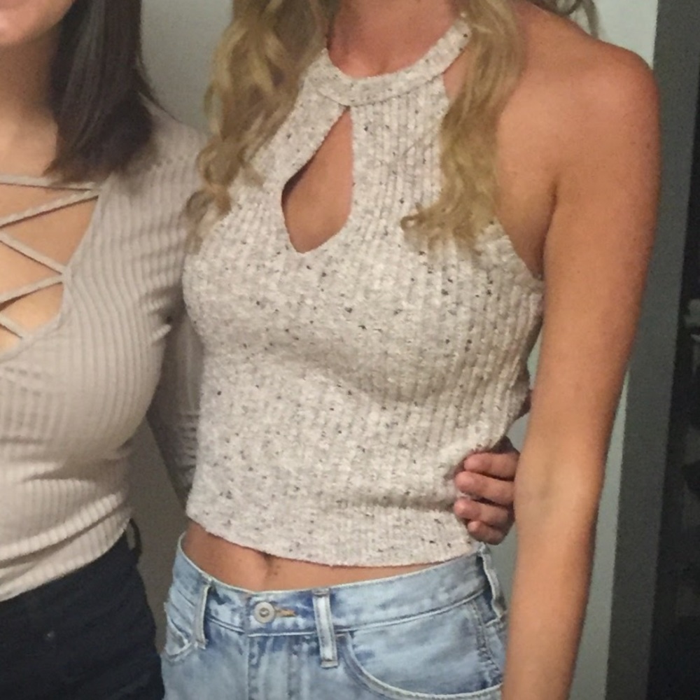 Halter cropped top with keyhole neck Small/Medium